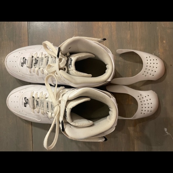 i’m selling White Airforce 1s in great condition - Picture 6 of 6